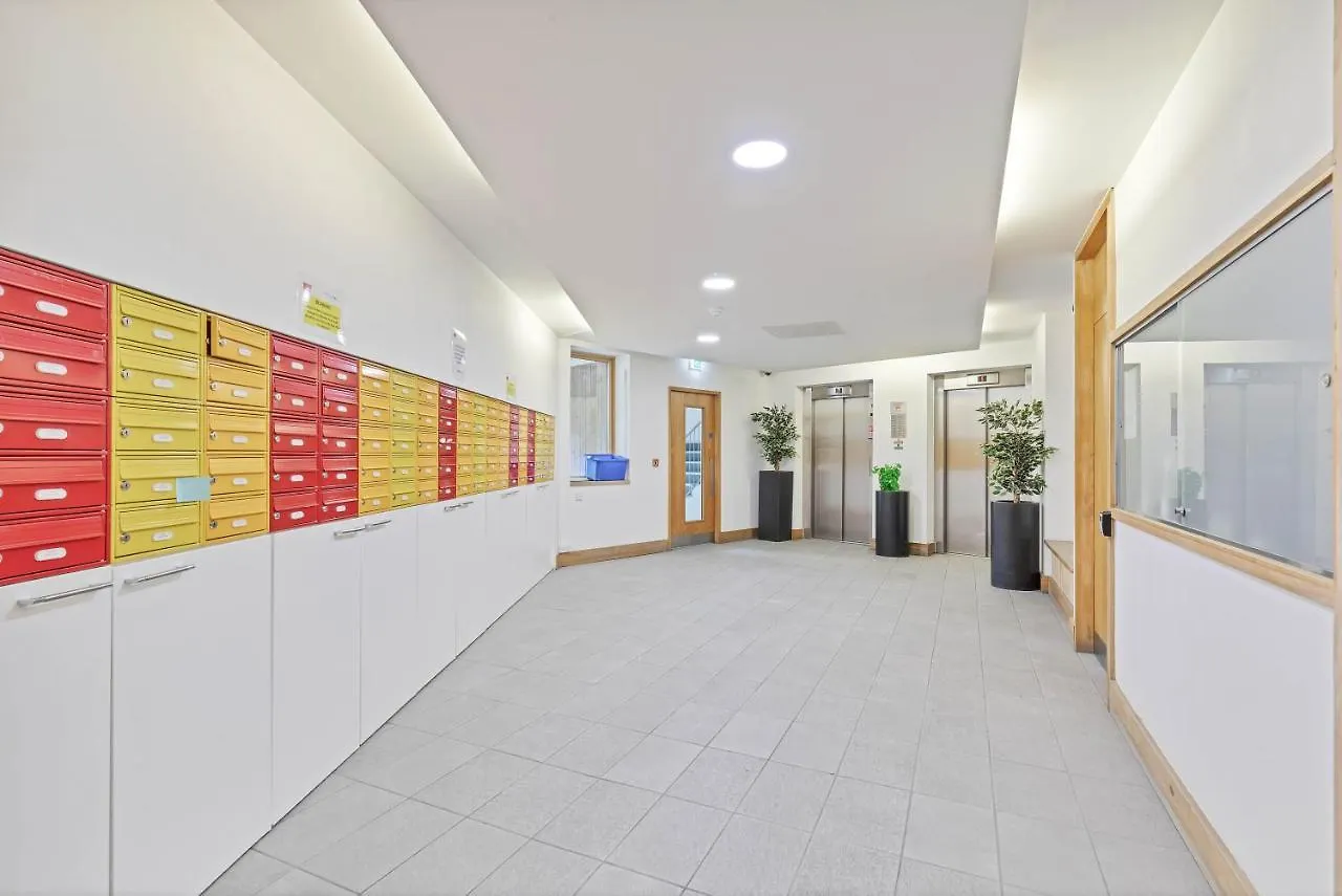 Panoramic Pad With Free Parking - By My Getaways Apartment Brighton 0*,  United Kingdom