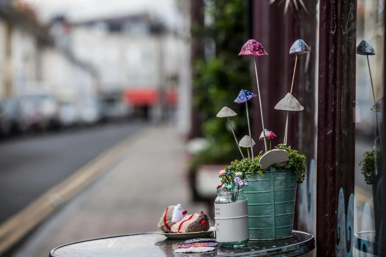 Panoramic Pad With Free Parking - By My Getaways Apartment Brighton